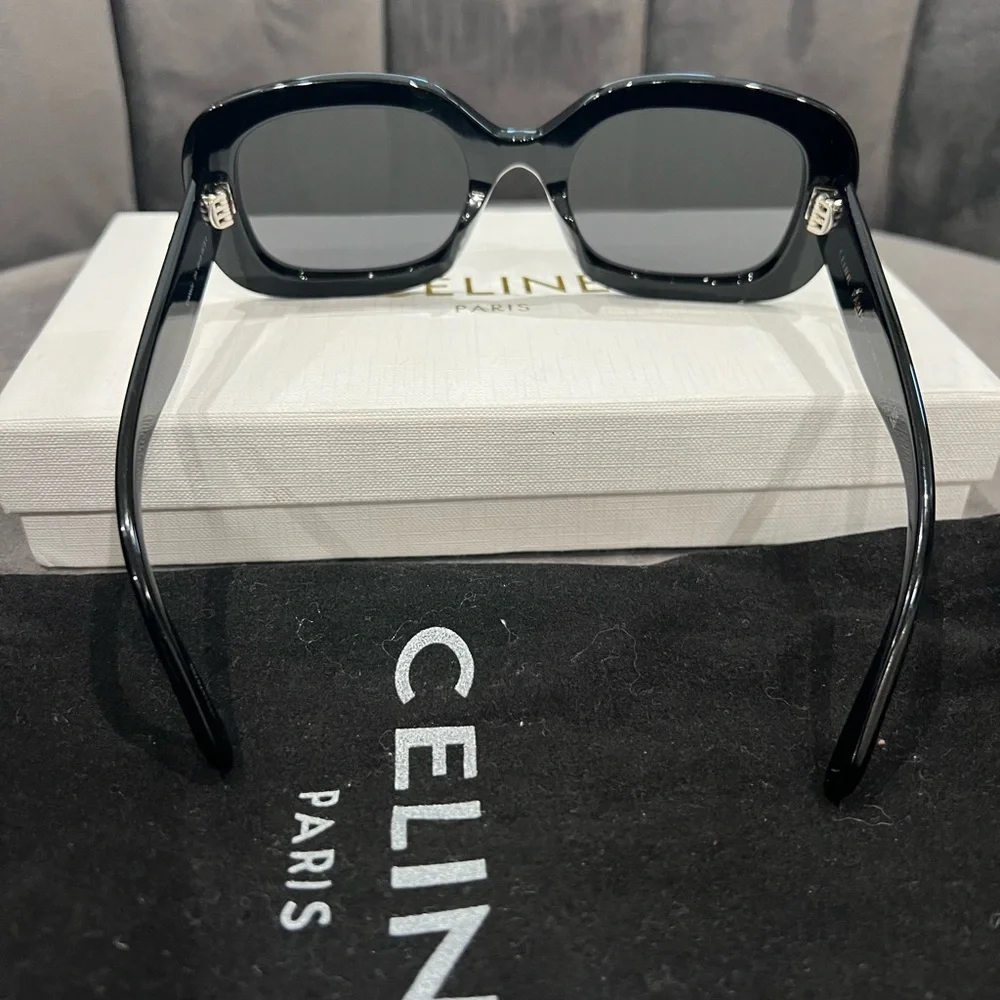 Celine Black Sunglasses with Triomphe Gold Accent - Picture 6 of 17